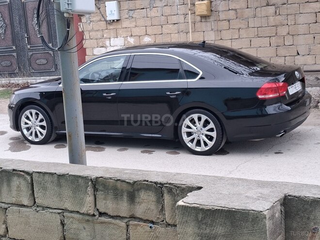 Volkswagen Passat 2013, 233,422 km - 2.5 л - Sumqayıt