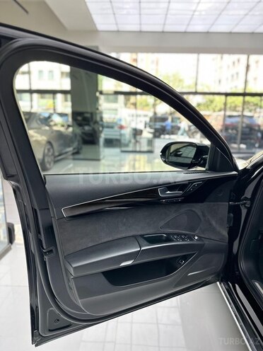 Audi A8 2015, 189,000 km - 4.0 l - Bakı
