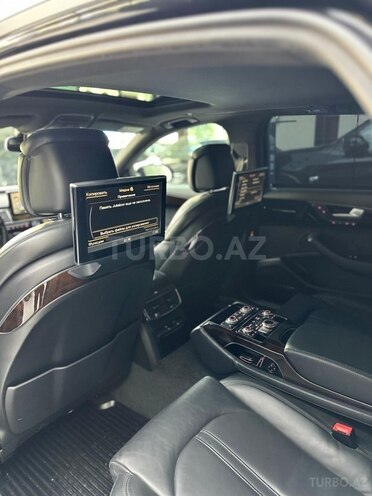 Audi A8 2015, 189,000 km - 4.0 l - Bakı
