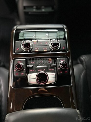 Audi A8 2015, 189,000 km - 4.0 l - Bakı