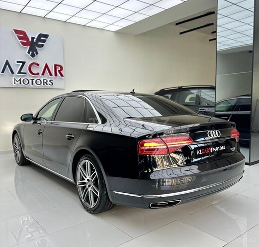 Audi A8 2015, 189,000 km - 4.0 l - Bakı