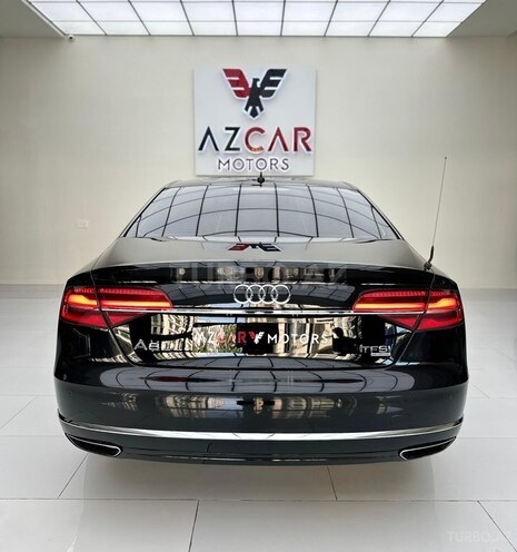 Audi A8 2015, 189,000 km - 4.0 l - Bakı