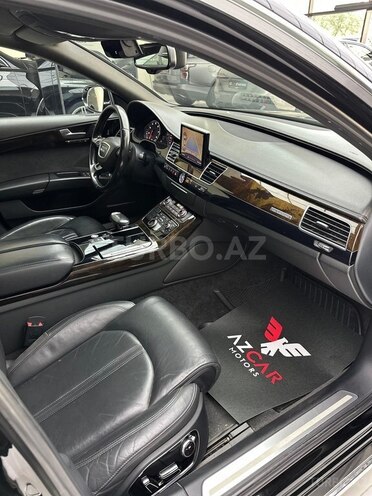Audi A8 2015, 189,000 km - 4.0 l - Bakı