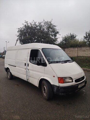 Ford Transit 1999, 380,000 km - 2.5 l - Quba
