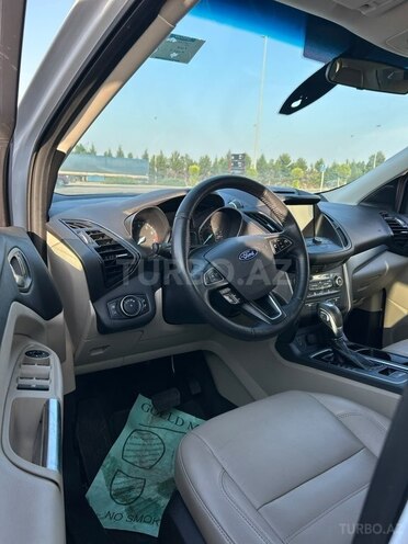 Ford Escape 2018, 233,291 km - 1.5 l - Gəncə
