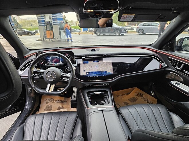 Mercedes E 300 e 4MATIC 2023, 46,700 km - 2.0 l - Bakı