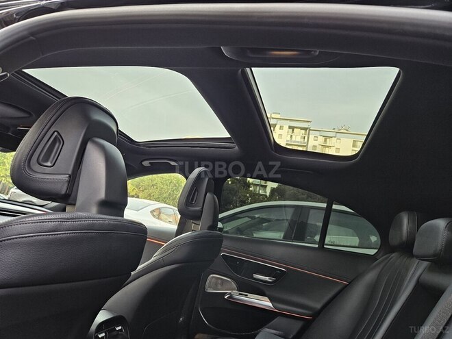 Mercedes E 300 e 4MATIC 2023, 46,700 km - 2.0 l - Bakı