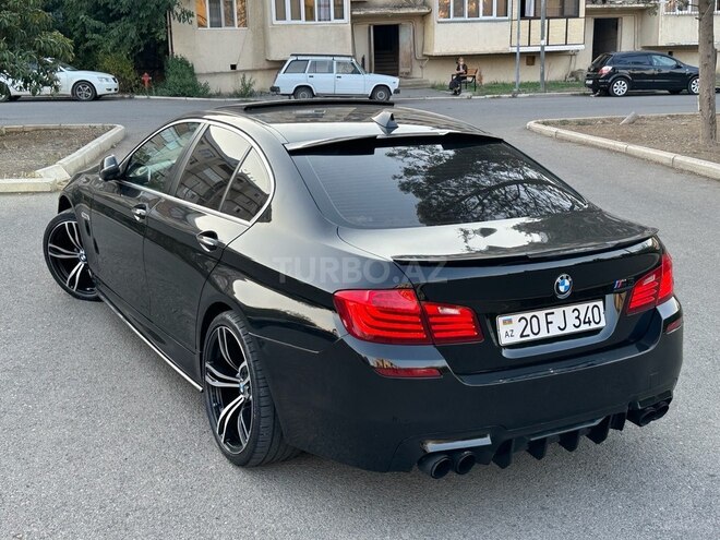 BMW 528 2015, 288,000 km - 2.0 л - Gəncə