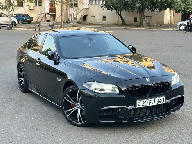 BMW 528 2015, 288,000 km - 2.0 л - Gəncə