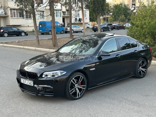 BMW 528 2015, 288,000 km - 2.0 л - Gəncə