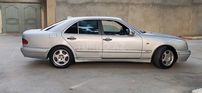 Mercedes E 280 1996, 274,550 km - 2.8 l - Sumqayıt