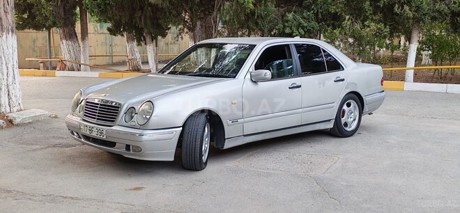 Mercedes E 280 1996, 274,550 km - 2.8 l - Sumqayıt