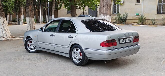 Mercedes E 280 1996, 274,550 km - 2.8 l - Sumqayıt