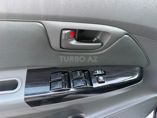 Toyota Hilux 2013, 98,200 km - 2.7 l - Bakı