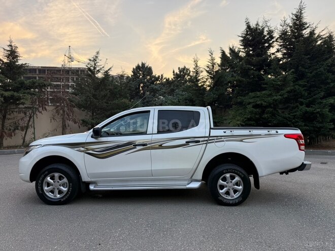Mitsubishi L200 2019, 146,000 km - 2.5 l - Bakı