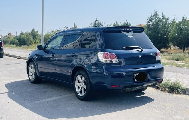 Mitsubishi Airtrek 2002, 256,000 km - 2.0 л - Bakı