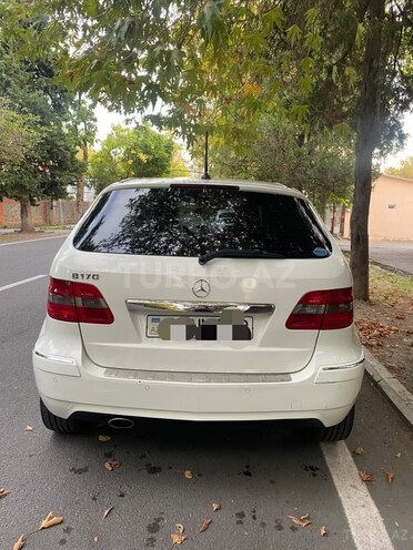 Mercedes B 170 2008, 250,000 km - 1.7 л - Qax