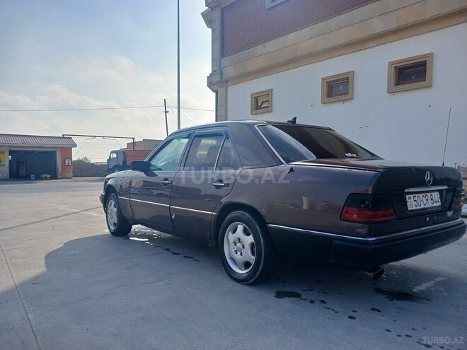 Mercedes 220 E 1994, 490,000 km - 2.2 l - Bakı
