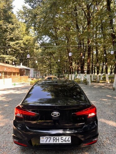 Hyundai Elantra 2019, 121,000 km - 2.0 l - Bakı