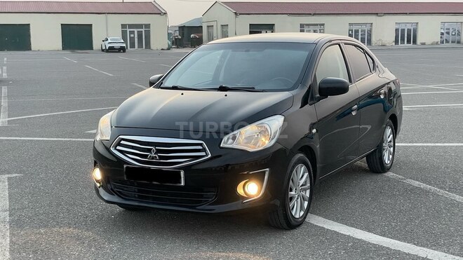 Mitsubishi Attrage 2014, 265,000 km - 1.2 l - Bakı