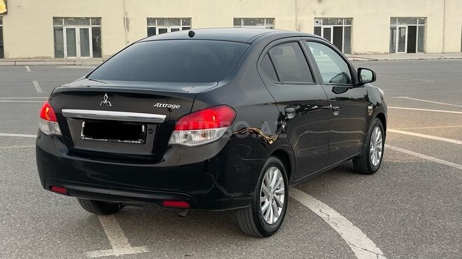 Mitsubishi Attrage 2014, 265,000 km - 1.2 l - Bakı