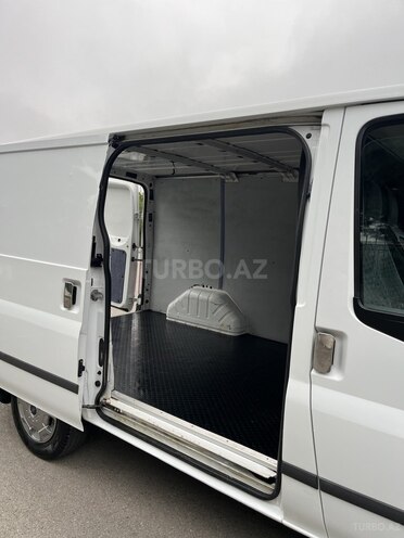 Ford Transit 2011, 200,000 km - 2.2 l - Quba