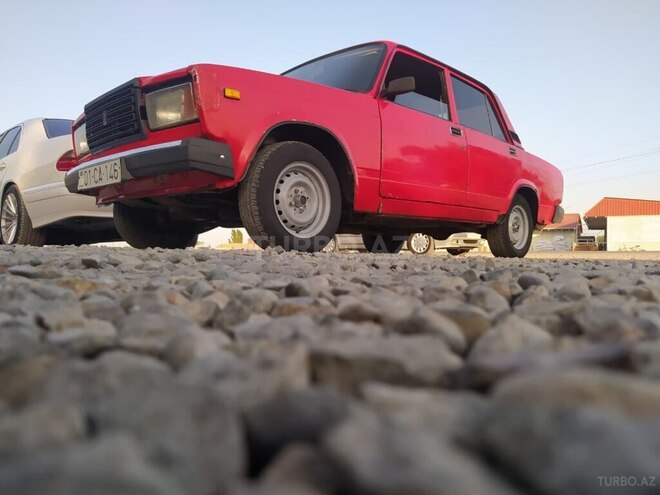 LADA (VAZ) 2107 1997, 350,000 km - 1.5 l - Salyan