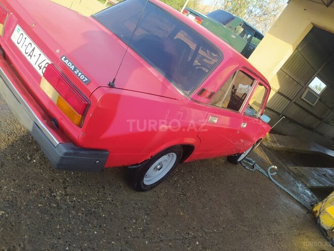 LADA (VAZ) 2107 1997, 350,000 km - 1.5 l - Salyan