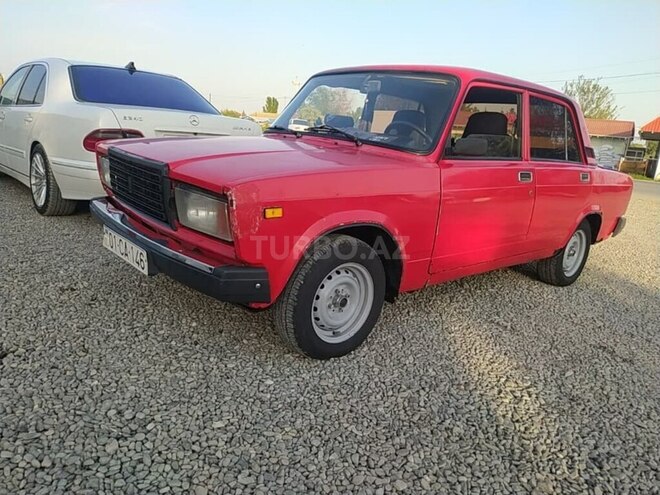 LADA (VAZ) 2107 1997, 350,000 km - 1.5 l - Salyan