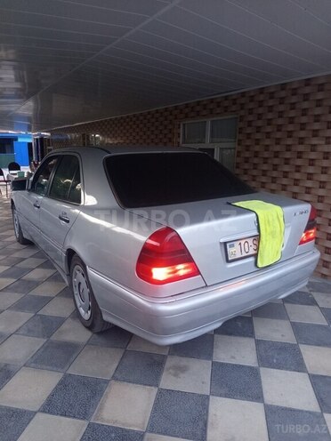 Mercedes C 280 1995, 446,600 km - 2.8 l - Masallı