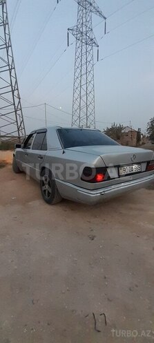 Mercedes  1993, 766,500 km - 2.0 l - Bakı