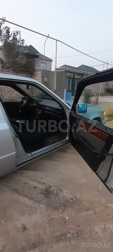 Mercedes  1993, 766,500 km - 2.0 l - Bakı