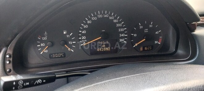 Mercedes E 270 2000, 442,000 km - 2.7 л - Bakı