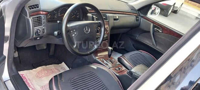 Mercedes E 270 2000, 442,000 km - 2.7 л - Bakı
