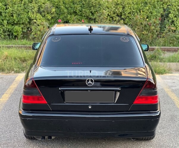 Mercedes C 240 2000, 240,876 km - 2.4 l - Sumqayıt