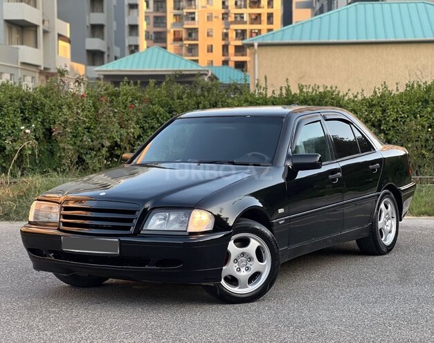 Mercedes C 240 2000, 240,876 km - 2.4 l - Sumqayıt