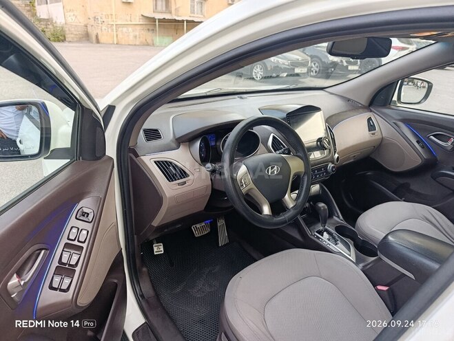 Hyundai ix35 2012, 266,000 km - 2.0 л - Bakı