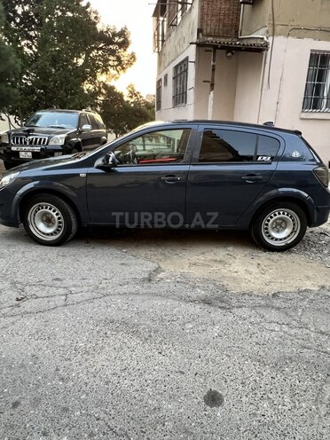 Opel Astra 2010, 235,000 km - 1.3 l - Bakı