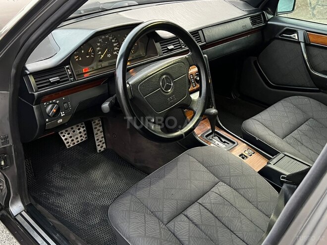 Mercedes 220 E 1995, 500,000 km - 2.2 l - Bakı