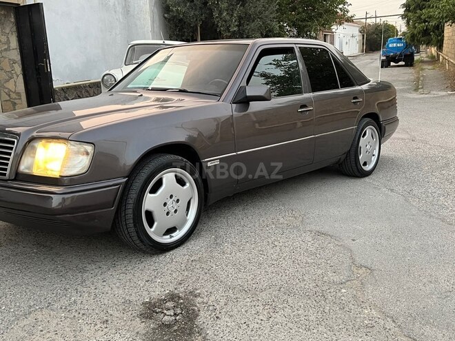 Mercedes 220 E 1995, 500,000 km - 2.2 l - Bakı