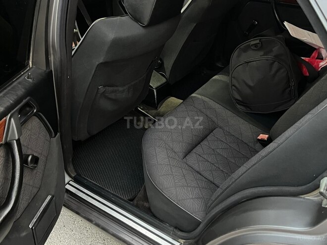 Mercedes 220 E 1995, 500,000 km - 2.2 l - Bakı