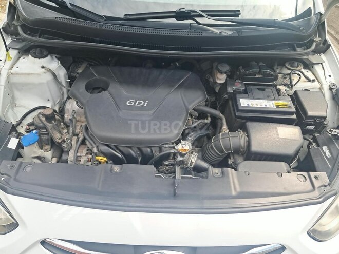 Hyundai Accent 2016, 165,890 km - 1.6 l - Şəki