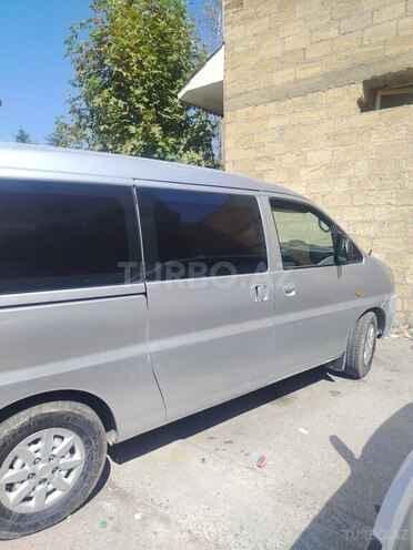 Hyundai H-1 2005, 350,000 km - 2.5 л - Siyəzən