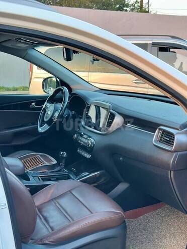 Kia Sorento 2017, 229,000 km - 2.0 l - Füzuli