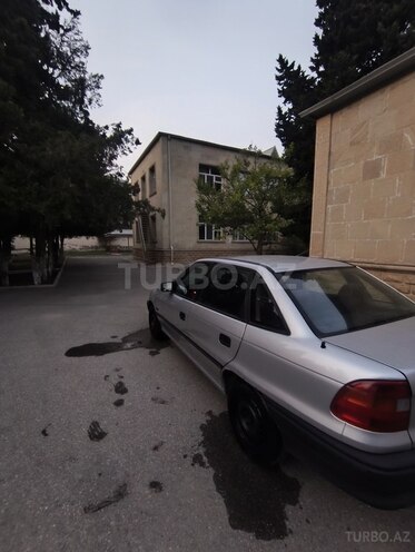 Opel Astra 1994, 475,621 km - 1.8 л - Bakı