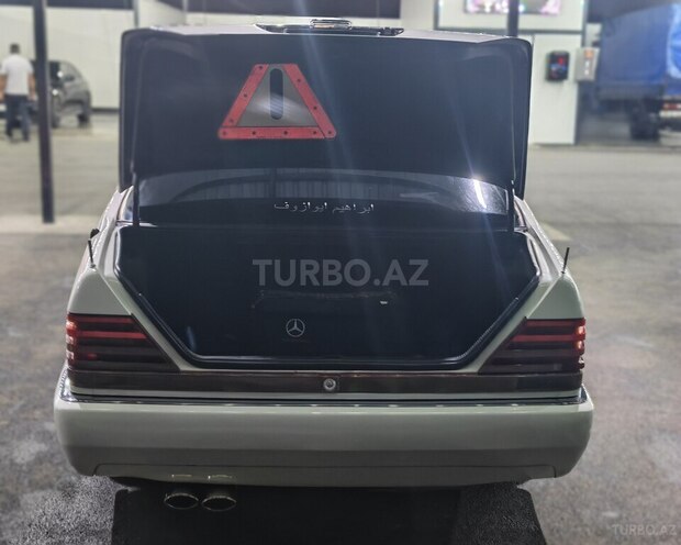 Mercedes S 320 1993, 369,000 km - 3.2 l - Bakı