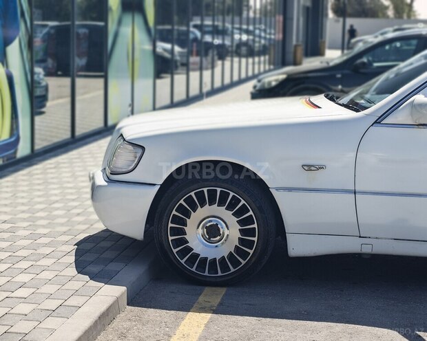 Mercedes S 320 1993, 369,000 km - 3.2 l - Bakı