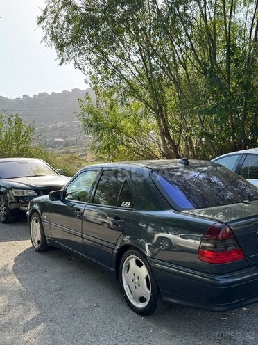 Mercedes C 180 1998, 299,000 km - 1.8 л - Bakı