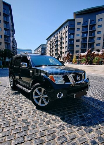 Nissan Pathfinder 2006, 238,000 km - 4.0 l - Bakı