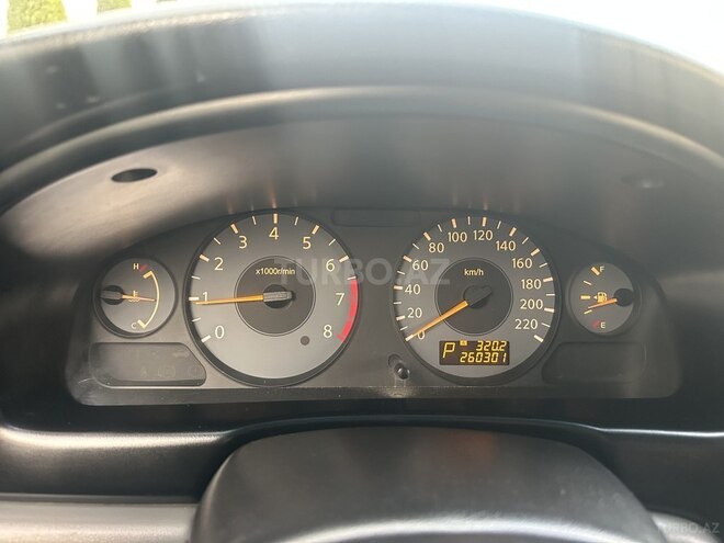 Nissan Sunny 2011, 260,000 km - 1.6 l - Bakı